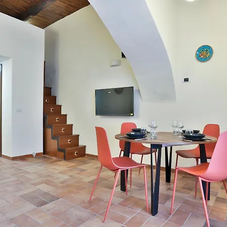Guesthost - Casa Zia Ada Nel Cuore Di Apartment *